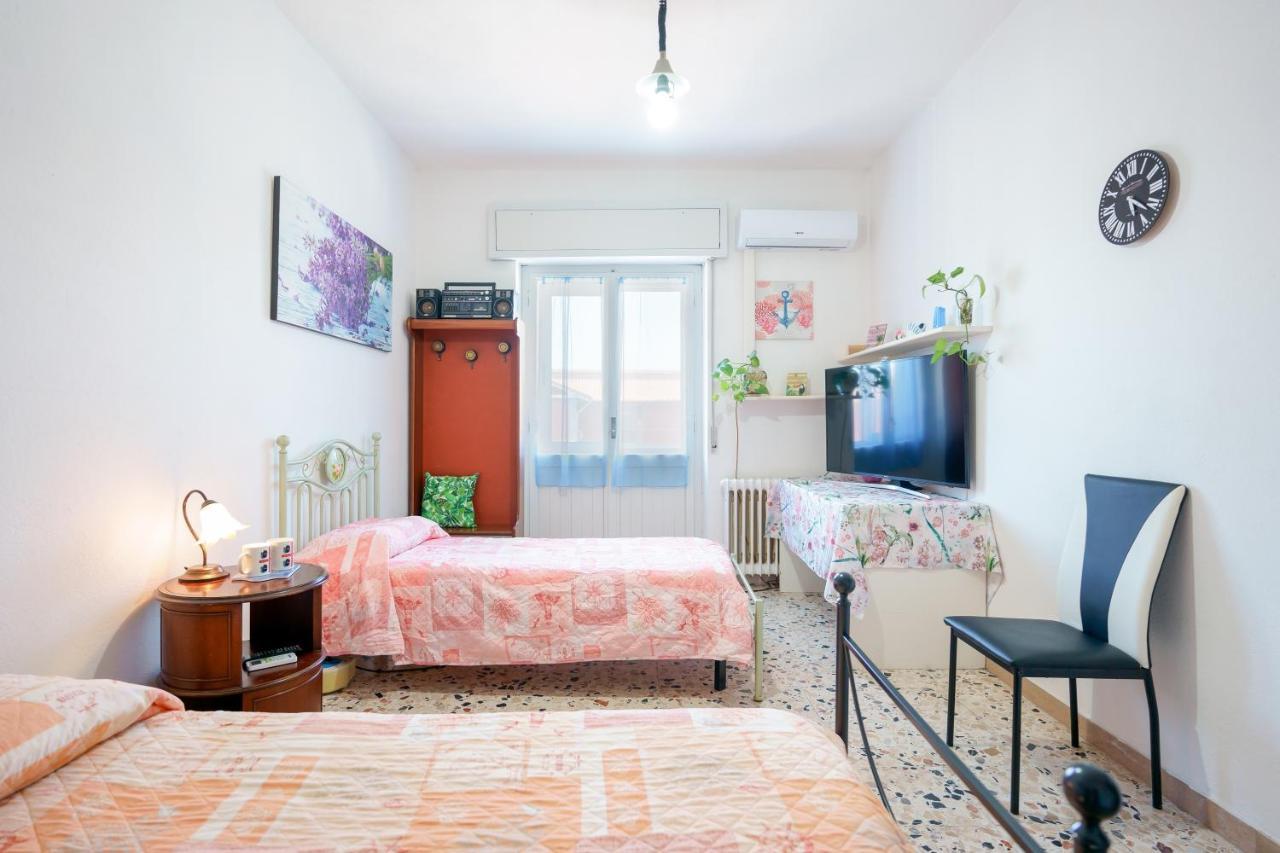 B&B Pothos - Eng Ita - Air Conditioning Wi-Fi Fridge Netflix Local Guide - Aria Condizionata, Frigo, Internet, Guida Locale Κάλιαρι Εξωτερικό φωτογραφία
