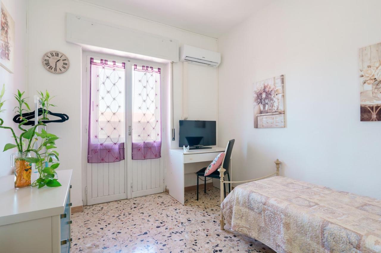 B&B Pothos - Eng Ita - Air Conditioning Wi-Fi Fridge Netflix Local Guide - Aria Condizionata, Frigo, Internet, Guida Locale Κάλιαρι Εξωτερικό φωτογραφία