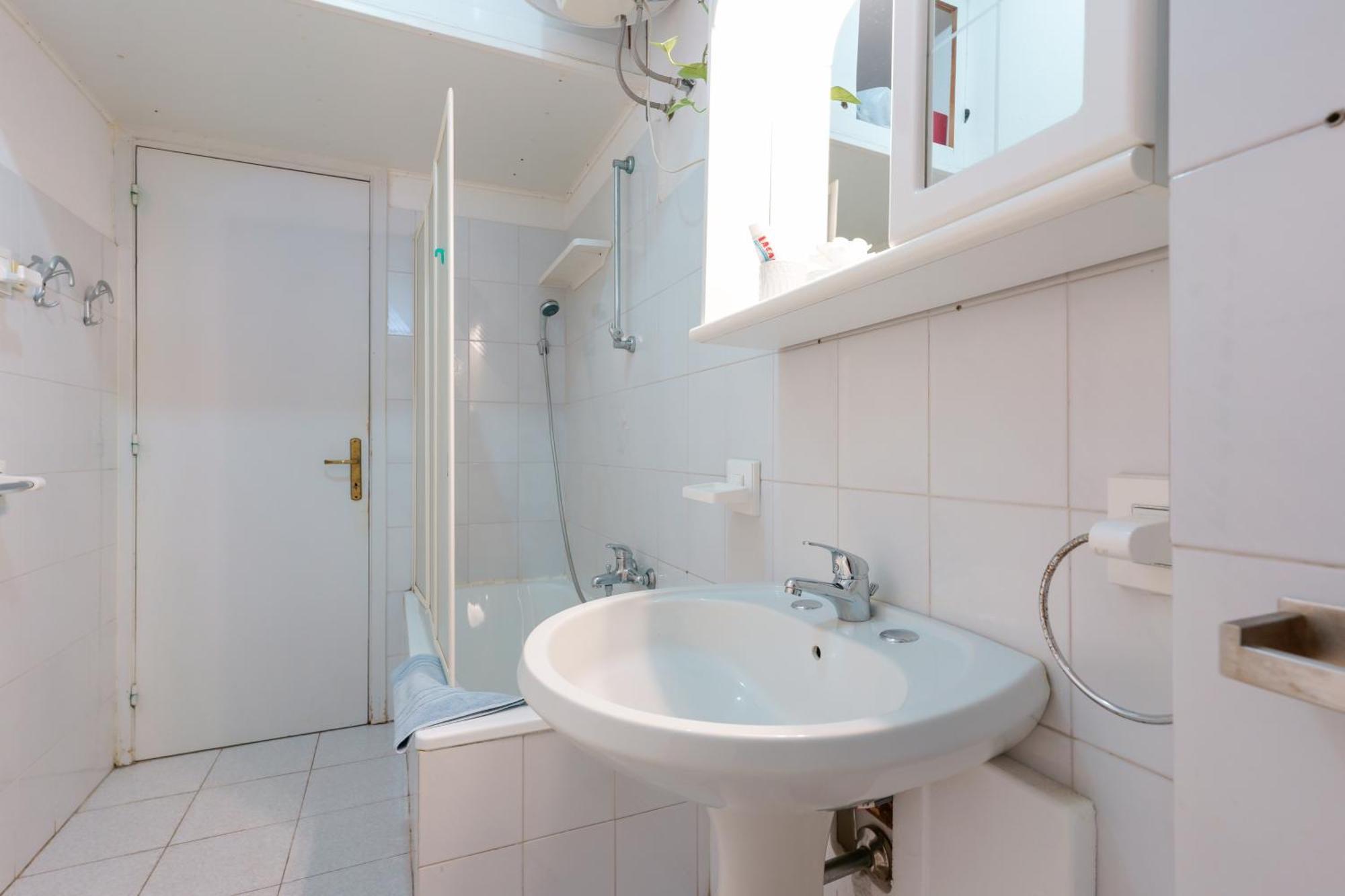 B&B Pothos - Eng Ita - Air Conditioning Wi-Fi Fridge Netflix Local Guide - Aria Condizionata, Frigo, Internet, Guida Locale Κάλιαρι Εξωτερικό φωτογραφία